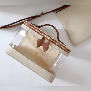 NWT Henny + Lev The Max Canvas Makeup Case Trunk